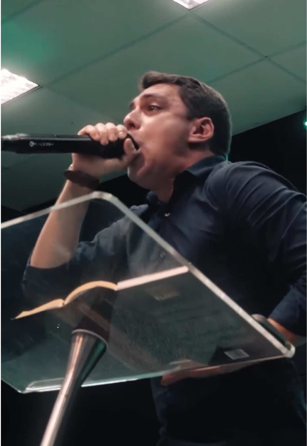 Nossa adoração deve transcender o momento!  Alerta para a minha geração! 