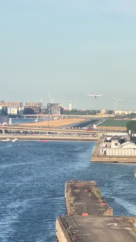 London city airport #everyone #foruyou #fyp #bolkafara #london  