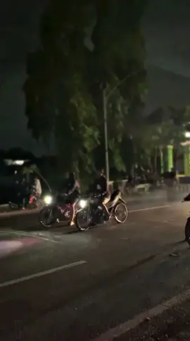 🤙 #fu_hasil_cumi #satriafu #dohc #fuporting #ongkekprobolinggo 