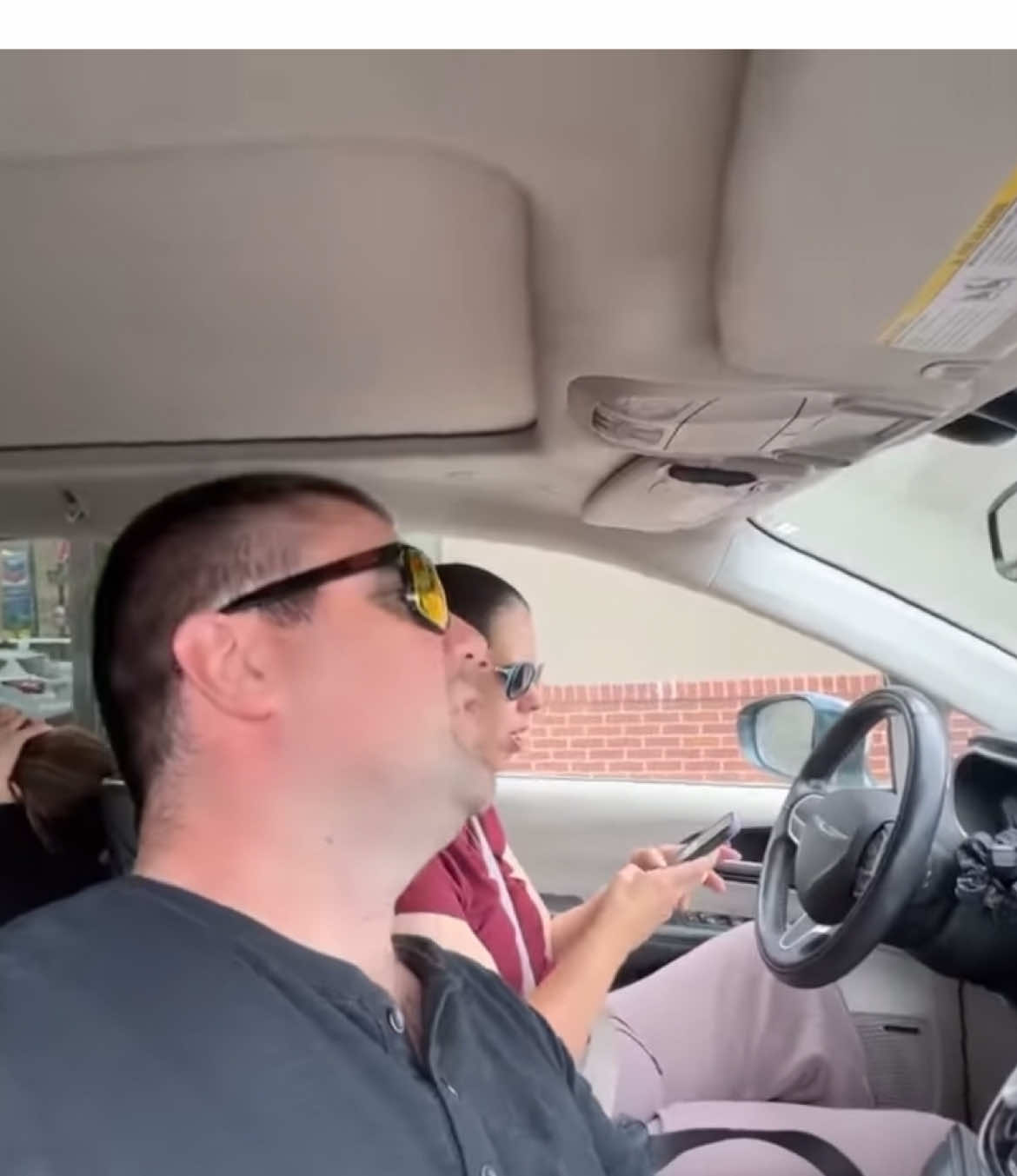 Lee Wants Three Large Coke 