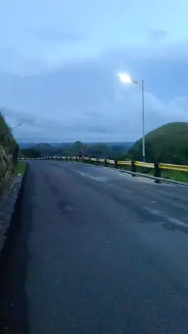 🏞️🍃 #chocolatehills #trackandfield #Running #athlete #fyppppppppppppppppppppppp #fyp 