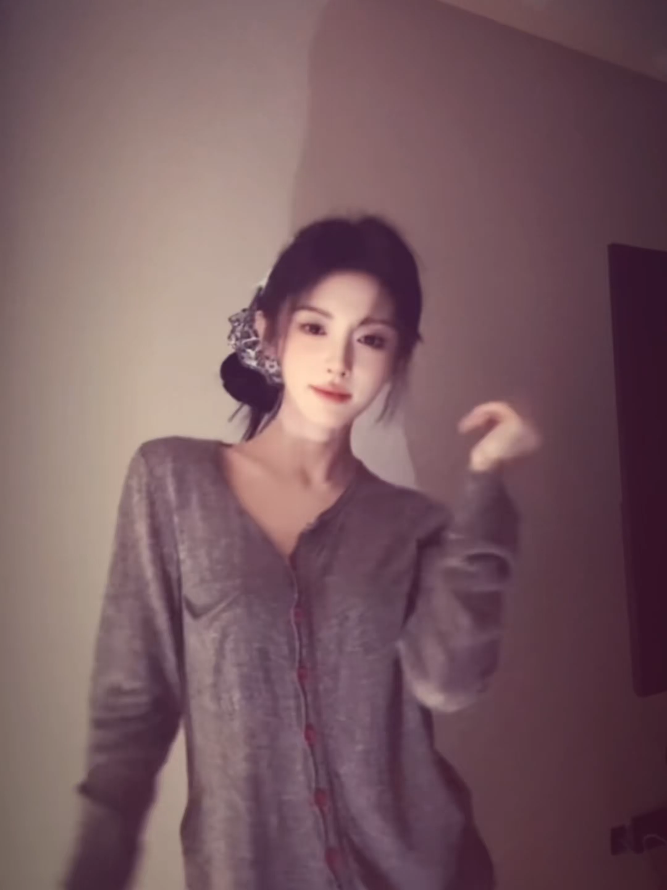 A chèn ơi, hôm nay hóa thân thành một vũ công xinh đẹp nha :)))) #cúctịnhy #cuctinhy #鞠婧祎 #jujingyi #kikuchanj #shinbika #visual #viral