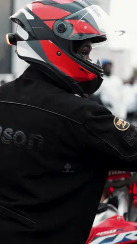 Sundays in Accra don’t have to be quiet. From 3–6pm, Airport Junction (right opposite 335 Tower) comes alive. Bikes, stunts, music, people — sometimes wild, sometimes chaotic, but always a vibe. And if you’re a bike lover, you’ll get to see some really cool machines up close.  #Ghana #SundayVibes #FYP #ThingsToDoInAccra #BikeLife 