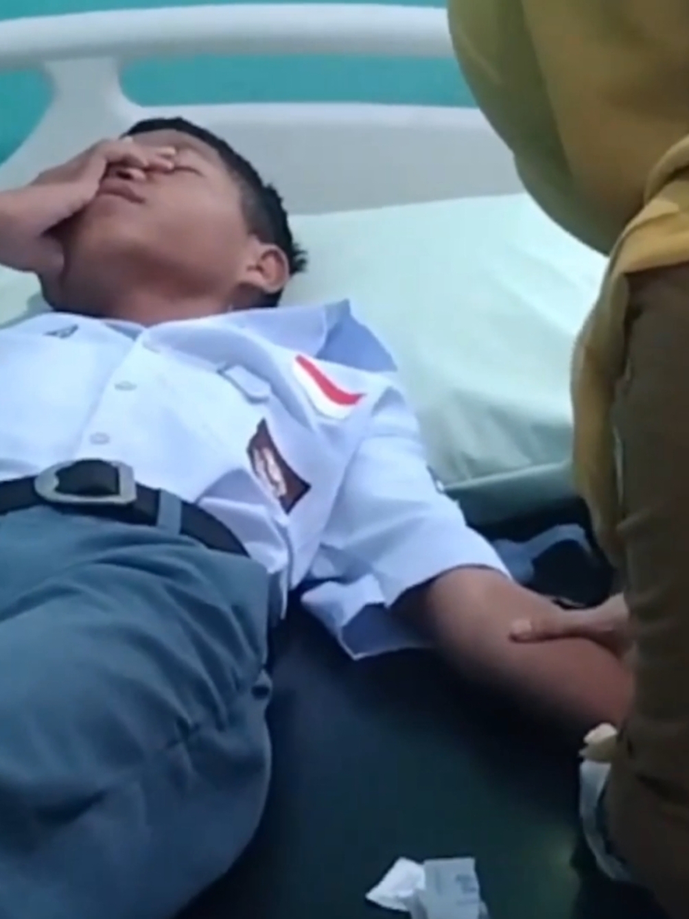 🔸MBG BERANTAKAN, RIBUAN SISWA KERACUNAN [TRAILER]🔸 Tonton selengkapnya di Youtube MD Universe #mduniverse #mbg #kasus 