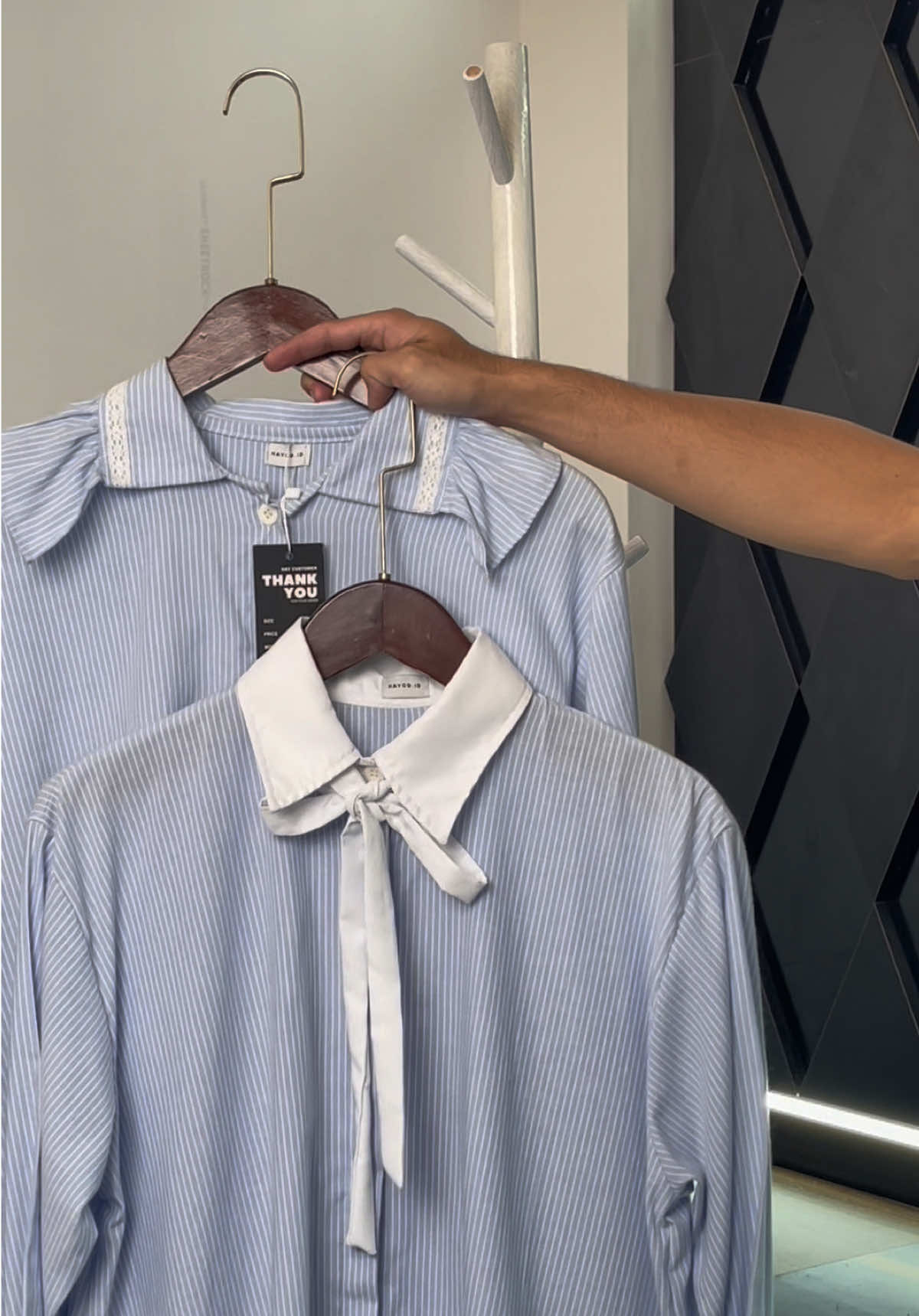 Warna biru tinggal 2 model aja nih🙀 #haycofashion #blousewanita #fyp #outfitideas #blue 