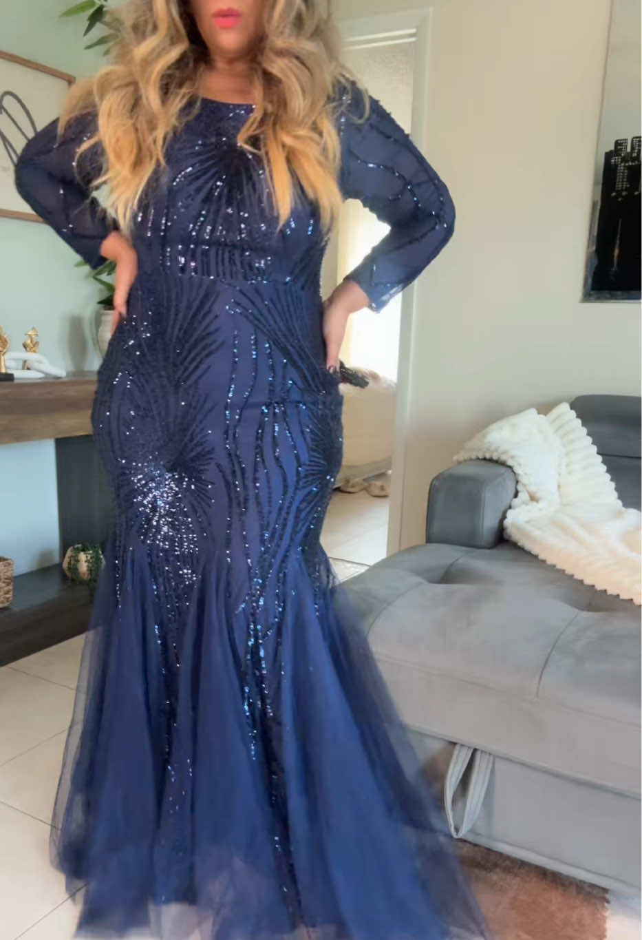 Plus-Size Women’s Evening Dress, Maxi Dress, Party dress + wedding dress. #fashiontiktok #tiktokshoprestock #eveningdresses #fashiontrends #glitterdress 