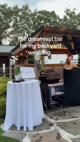My dream backyard wedding at my in laws ! #backyardwedding #weddingdiy #wedding #outdoorbar #weddingbar 
