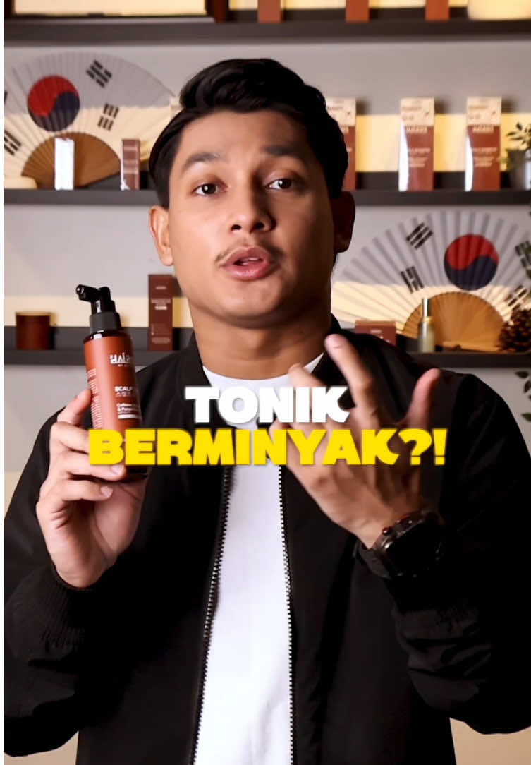 Scalp tonic ni berminyak ke?🤔 No guys, texture dia watery + bau fresh pudina & peppermint 🌿 Sesuai kalau korang ada rambut nipis, gugur & even M-shape! Nak rawat rambut?? Try Scalp Tonic ni as hair treatment korang!😆🫶🏻 #hairosbyalyphsyafi #haircare #HairCareTips #scalpcare 