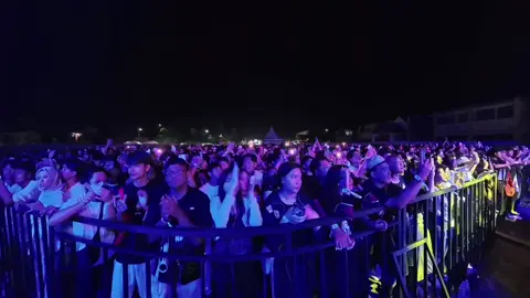 @realityclubofficial on stage... Symphonia Fest 2025 📍PKOR Bandar Lampung #lampungviralfyp #swaramas #eolampung #eventlampung #lampung #lampungtiktok #lampungpride #lampunggeh #realityclub #fyp #lampungfyp 