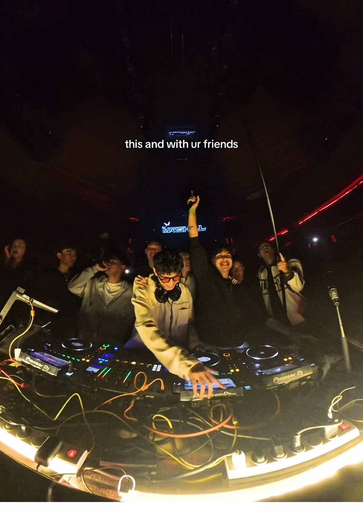 complete @razzledazzlejkt ✅