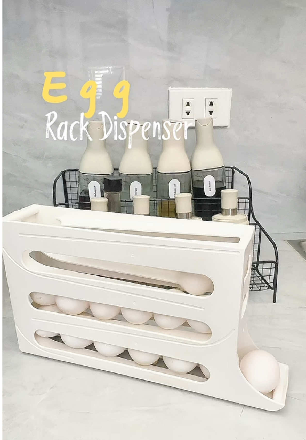 Space saver talaga lalo sa mga malilit lang yung kitchen. #eggrackorganizer #eggrackstorage #eggrackdispenser #kitchenessentials 