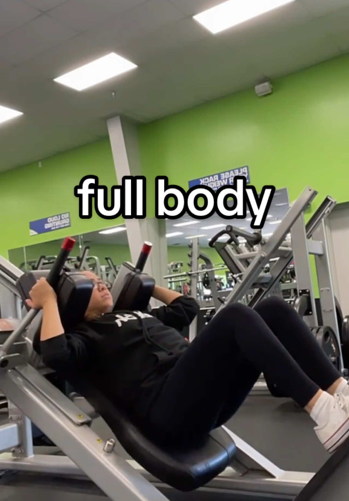 join my Fit Mom Challenge with the linkie link 🥰💪🏽 #momlife #MomsofTikTok #fitmom #fitnessformoms #fyp 