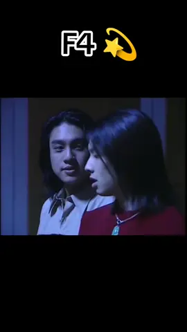 Dulu or sekarang mereka tetap tuan muda yg keren n cakepnya ga tergantikan 🤩 syuuka banget liat mereka masih bisa bersama, sungguh momen yg langka 😍😚