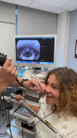 What you can see here is vocal cords, or vocal folds, are bands of muscle and tissue in the larynx (voice box) that vibrate as air from the lungs passes through them, producing the sound of your voice. Changing the tension and position of these folds alters the pitch of the sound. Speech is formed when these vibrations are shaped by the movements of your tongue, lips, and mouth.   #healthyfacts #heathtips #anatomist #anatomy 