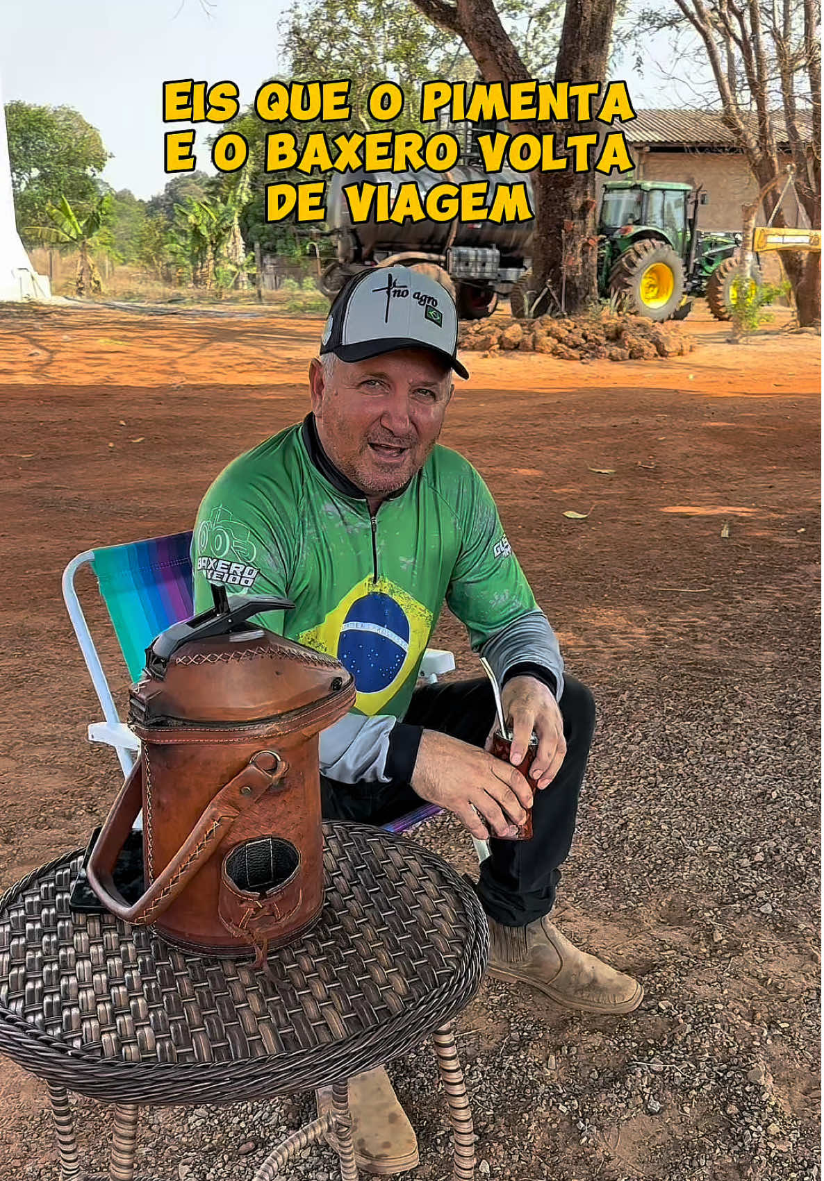 🚜 Já tá no ar, moçada! 🌾 A roça amanheceu diferente porque hoje tem episódio novo do Na Roça com Abimael! E os convidados da vez são eles “Pimentinha e Baxeiro Veio”.🔥 Prepare-se pra muita risada, histórias do agro e momentos que só poderiam acontecer aqui na nossa prosa de domingo. 👉 Corre pro YouTube e já assiste agora: youtube.com/@abimaelranieri #NaRoçaComAbimael #TalkShowAgro #Pimentinha #BaxeiroVeio