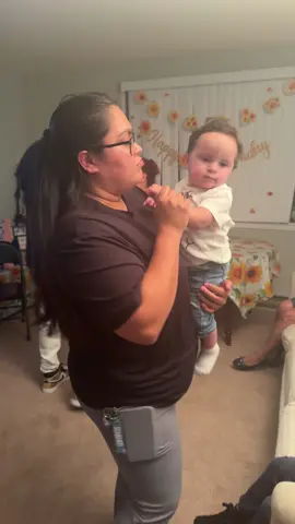 #LanguageLearning cuando mi nieto le gusta bailar 