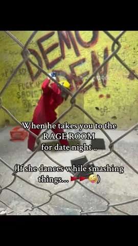 💯 recommend a night to the RAGE ROOM! #rageroom #angermanagement #therapy #millennialsoftiktok 