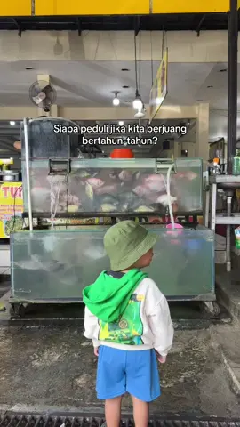 Ga usah sedih emang seperti itu cara dunia bekerja, belajar untuk tidak berharap dari orang lain #fypシ゚viral #foryoupage #trend #fypdongggggggg #fypgaknihhhh 