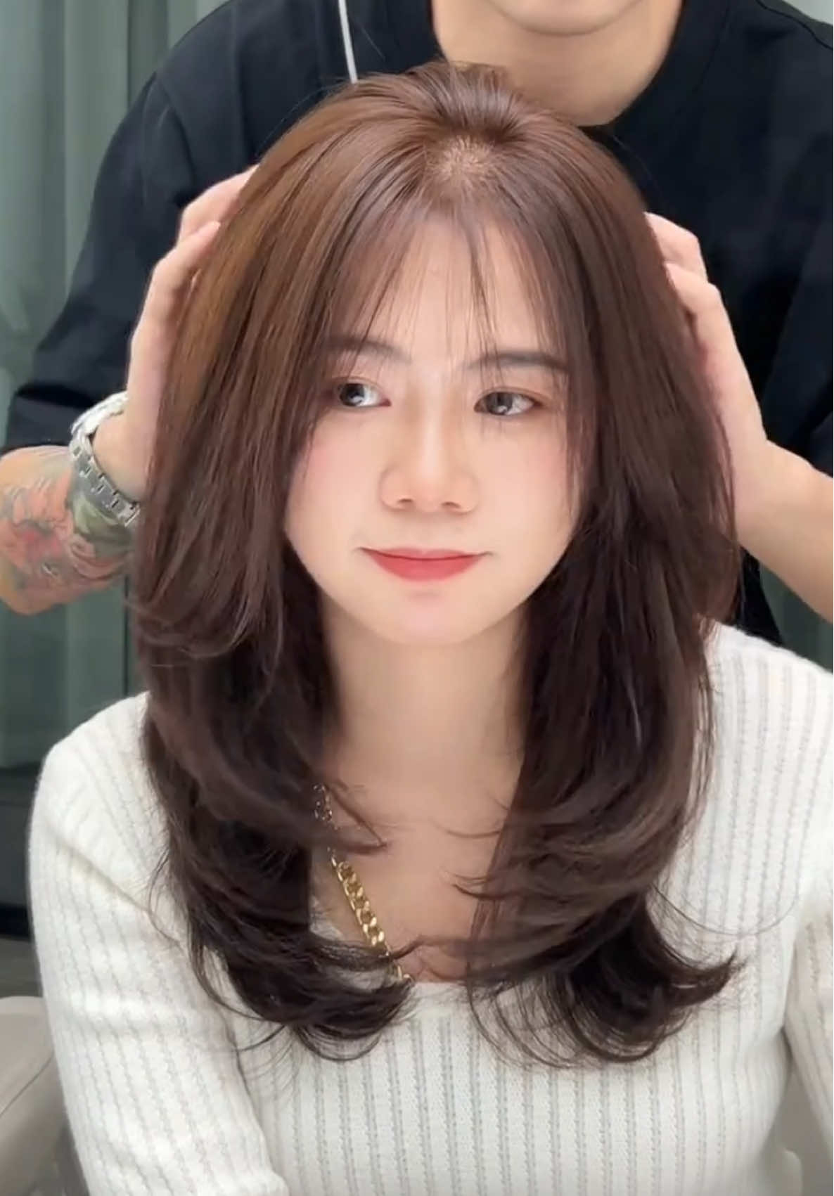 Nàng nào tóc mỏng k nên bỏ qua combo uốn phồng chân tóc + uốn cúp layer này nhé #minhrhairquan7 #uốncúpđuôi #uốncúplayer #máipháp #uốnphồngchântóc 