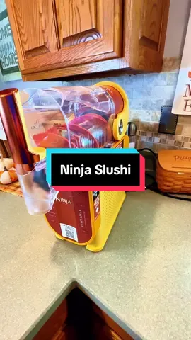 Ninja SLUSHi Professional Frozen Drink Maker #slushi #ninjaslushi #tiktokshopcreatorpicks @Ninja Kitchen 