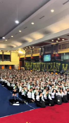 LAST DAYY PPM POSTER FP UB 2025😍 Terimakasihh kepada Satvika Mandala 65 yang telah mengikuti rangkaian POSTER FP UB dengan penuh semangat. Semoga banyak ilmu - ilmu yang di dapat dan dapat di terapkan pada perkuliahan yaaa🤩 See youu di INAUGURASI 2025👋 Tetap semangattt #POSTERFPUB2025 #FPUB #PPMFP #UB #maperta