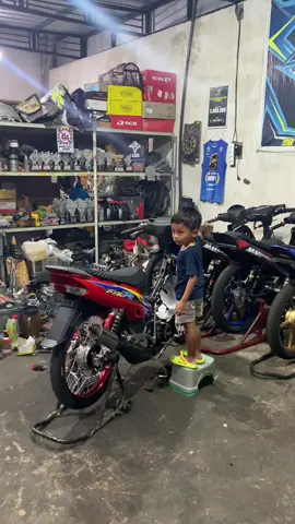 On pket bourUp fizR 125cc semi deragg😬, Running uP dulu sebelum di jemput owner buat Mancing 🙈 Pembuatan rangka juga kita layani 😬🤳 #fjrmuliabengkel🌈 #3kmkagakngejim 
