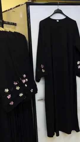 السعر :2000 lt  العبايه +الشال +الشحن  قماش :انترنت كوري نخب أول شك خرز وتطريز بضاعه مستورده  الطول يبداء من :145   تثبيت الطلب بي مبلغ رمزي بسيط استكمال المبلغ حين الشحن  توصيل خلال أربع ايام قياسات  1 : 50-52 / M-L 2 : 54-56 / xl-2xl 3 : 58-60 /3xl-5xl  قياسات  1_ 50-52 ميديوم .. لارج 2_ 54-56 واحد اكس .. تنين اكس 3_ 58-60  ثلاثة اكس .. أربعة اكس