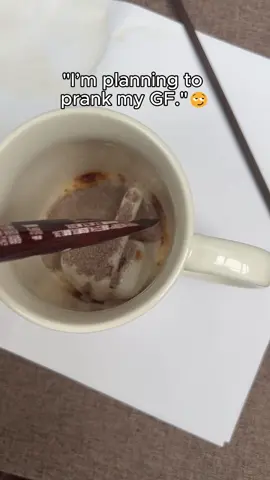 😈😈 I’m planning to prank my GF #funny #middlefinger #cup #funny 
