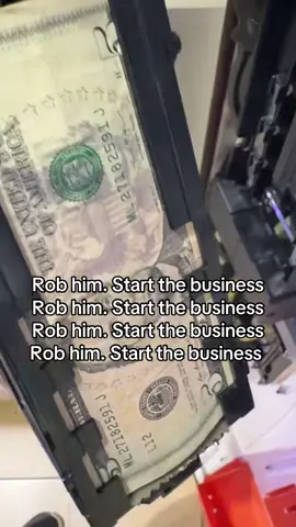 He ain’t sending you no money anyway….. stick him for his paper. 🤣🤣🤣 while you at it. Grab my ultimate guide to vending in my bio for only $47 ! #vendingmachinebusiness 