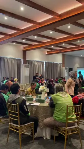 Sarasehan bersama SERIKAT PEKERJA ANGKUTAN INDONESIA (SPAI) dan BPJS KETENAGAKERJAAN tentang PERLINDUNGAN JAMINAN SOSIAL KETENAGAKERJAAN BAGI PEKERJA PLATFORM,  Jakarta, 19 September 2025 Kegiatan sarasehan ini merupakan kegiatan lanjutan SPAI dan serikat pekerja ojol lainnya, setelah sebelumnya sudah melakukan audiensi dan menyampaikan aspirasi melalui DPR RI pada 9 September 2025 untuk mendesak Presiden Prabowo untuk menerbitkan PerPres Pelindungan Pekerja Transportasi Online.  #spai #ojol #sahkanperpresperlindunganpekerjatransportasionline