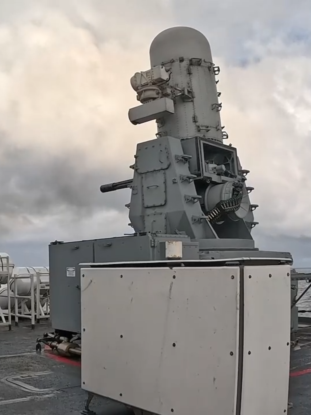 USCGC Waesche (WMSL 751), HMCS Regina conduct gunnery exercise in Bering Sea