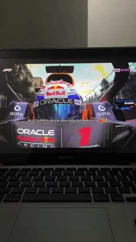 Tidur nyenyak malem ini😎❤️‍🔥 #azebaijangp #maxverstappen #georgerussell #russtapen #formula1 