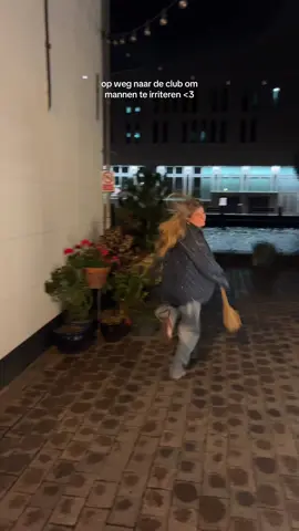 En om daarna te huilen in bed <3  @Djamilla  #riverdeepmountainhigh #sketch #fyp 