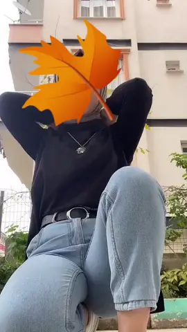 انا لـسـَت مثاليـۿ لڪننـي مختلفۃ •🤍🦋
