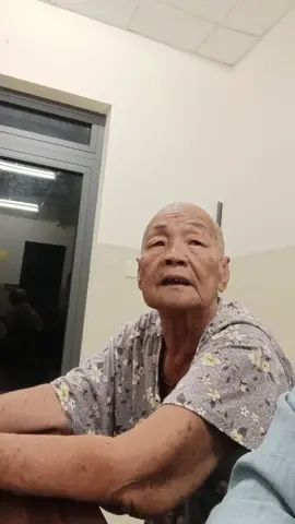 cả sĩ sáng nhất đêm nay cụ Lan nhé cả nhà#tiktoklive  #duonglaonguyentam 