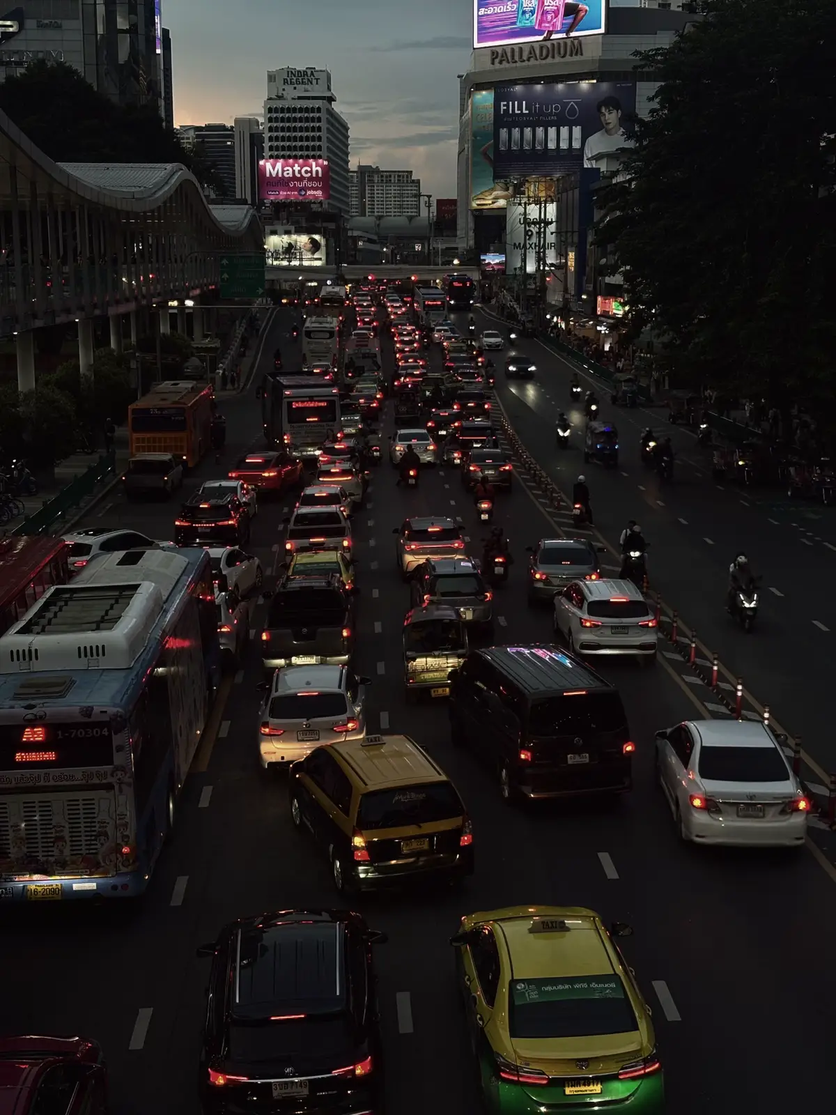“ที่ว่าง
