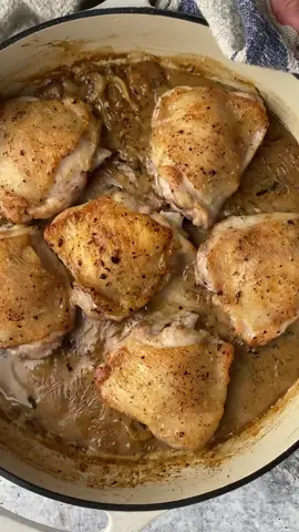 Creamy Cider Braised Chicken with Fennel, Bacon & Sage (#glutenfree) ✨This one-skillet dinner is what all my autumn dreams are made of. ↓ The recipe is featured in this week’s free newsletter - link in profile! Here’s what you’ll need: 4 large or 6 small bone-in, skin-on chicken thighs (about 2 pounds) Salt and freshly ground black pepper 4 slices meaty bacon, chopped 1 medium fennel bulb, halved and thinly sliced 2 medium shallots, thinly sliced 1 tablespoon finely chopped sage (or you could go for rosemary) 2 teaspoons gluten-free or regular all-purpose flour 1 1/2 cups apple cider 1/2 cup creme fraiche Fried sage leaves, for serving (optional) #glutenfreerecipes #mindfulcooking #cookingwithintention #ciderbraisedchicken   