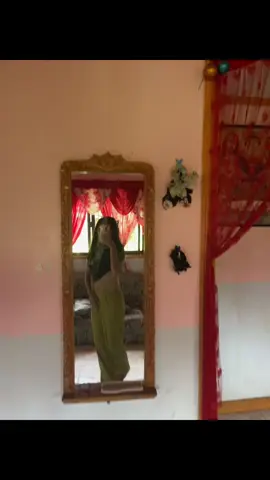 exposing mah mirror shot👅