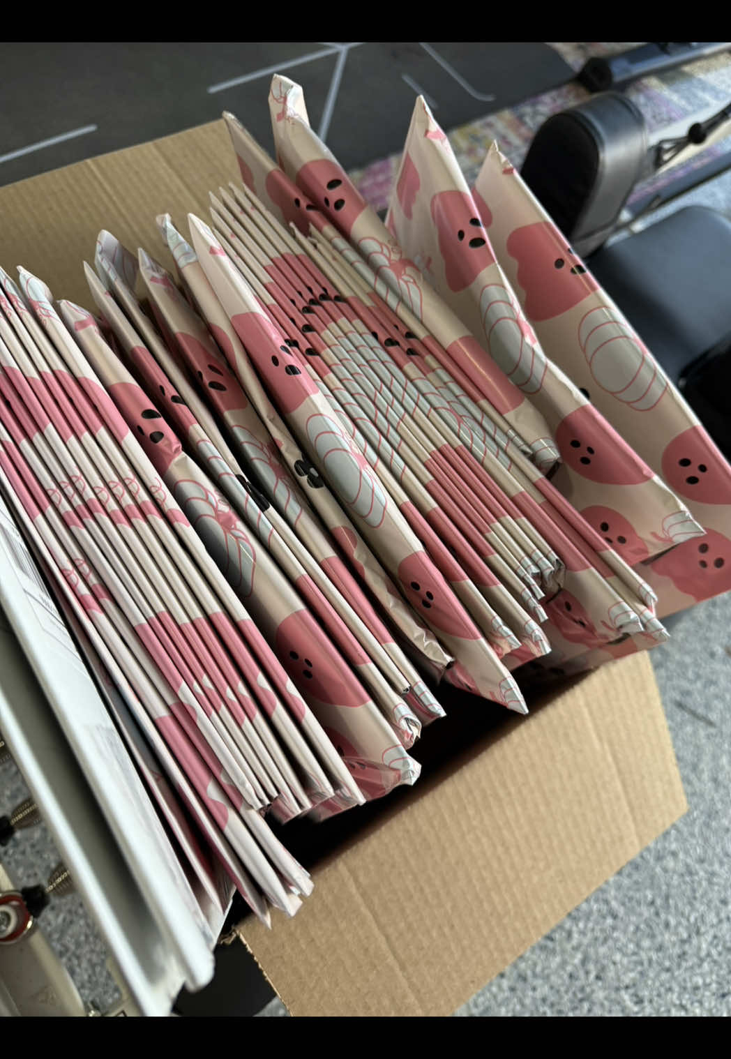 Keep going. You’re closer than you think ❤️ Every small step adds up  and your consistency will pay off. ✨  #SmallBusinessOwner #EntrepreneurLife #KeepGoing