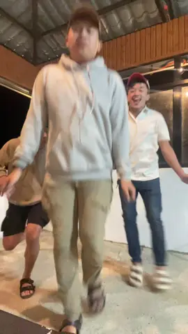 Di lang naman kotse alam namin, pati din pag sayaw🤪 #trending #fyp #fypシ゚viral #maranaotiktokers🇵🇭 #foryou @SouthCity Car Club⚠️ @وحيد @cutieezam 