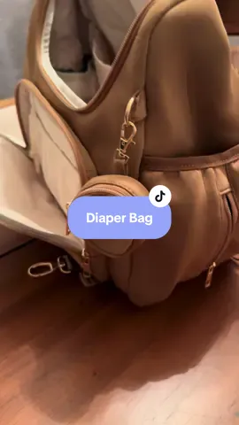 I love that the backpack straps going back inside #MomsofTikTok #babiesoftiktok #baby #toddlersoftiktok #toddler 