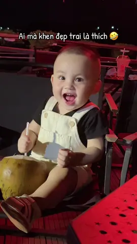 Nhả vía đẹp traiiii 🤣🤣 #Gold #megold #embedangyeu #embedethuong #nhaviaembebubam 