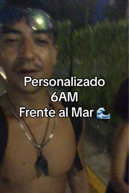 Disfrutando de un amanecer 🌅 hermoso en frente Del Mar Caribe, haciendo lo que amamos.  El día de hoy Domingo tuvimos cita con un grupo personalizado a las 6Am en Playa del Carmen, brindando un entrenamiento de conexión con el entorno natural 🏝️, de esta forma movernos libremente en sintonía con la naturaleza elevando nuestro espíritu y cuerpo como nos merecemos 🙏🏾.  No hay mejor manera de iniciar tu día que agradecer con salud y movimiento inteligente.  Si estás en Playa del Carmen 🌴, cambia tu forma de entrenar y obtén los beneficios de un atleta profesional, salud 🤌🏾 y funcionalidad 🤸🏽para que hagas lo que tú quieras.  Manda mensaje 📩y únete a nuestro equipo de entrenamiento.  #playadelcarmen #Fitness #personaltrainer #gym #workout 