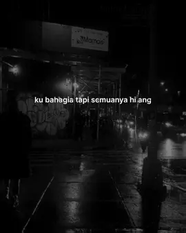 Curhatin aja disini🥀 #liriklagu #foryou #fyp 