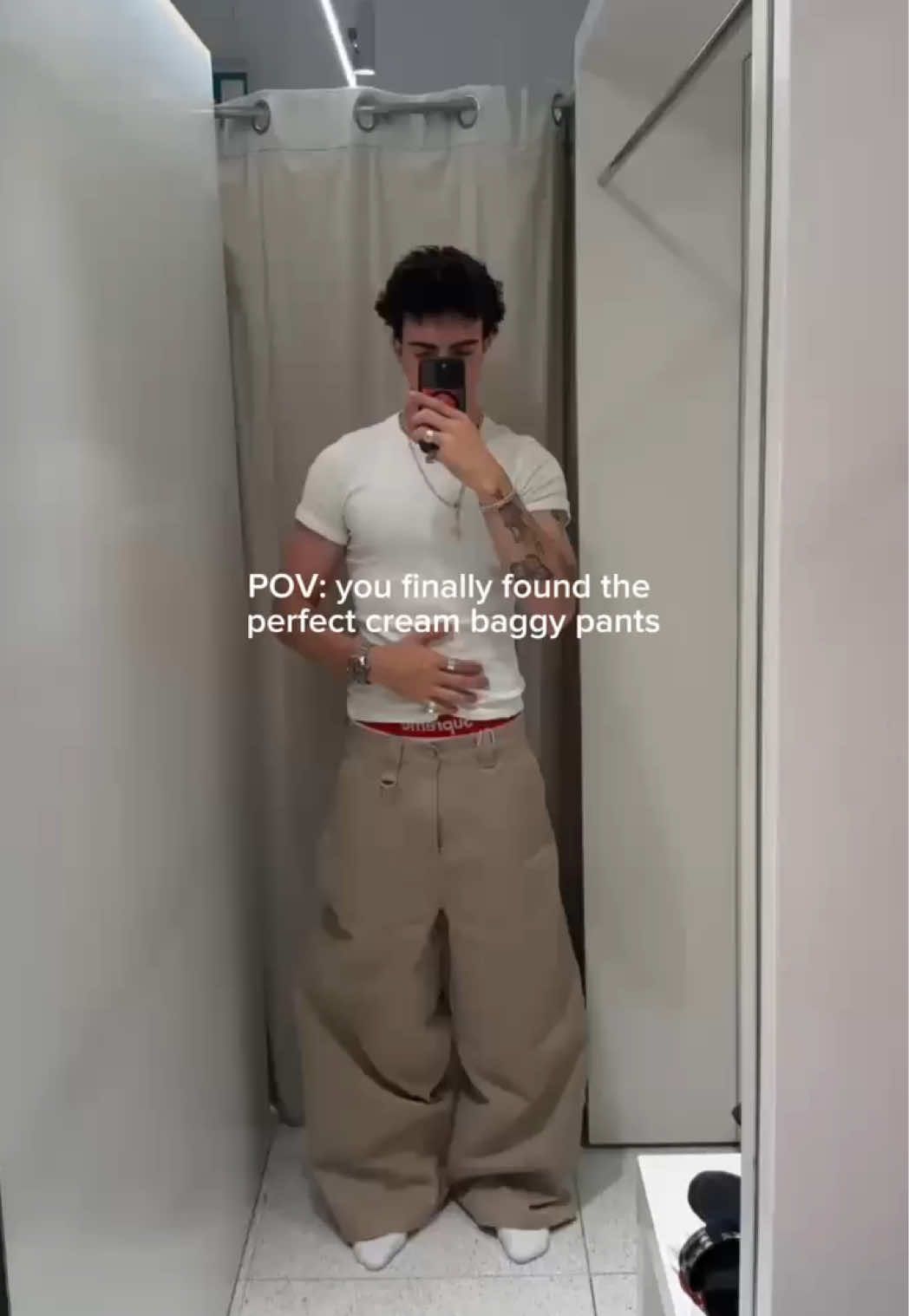 Run to get this perfect basic for this autumn 🍂  #baggypants #neutraltones #streetwear #outfitinspo #contentcreator