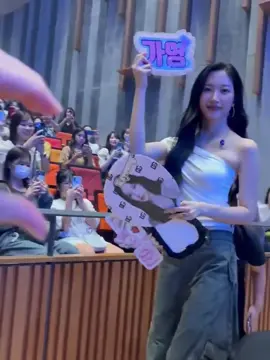 Dreamy day in osaka 🔥 #moongayoung #문가영 