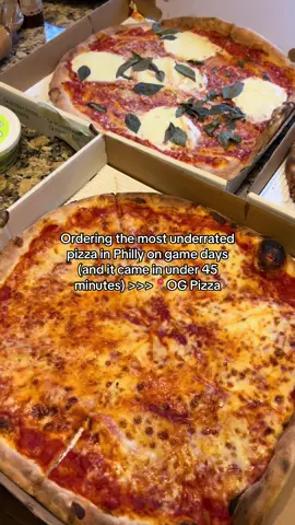 And they serve pizza by the slice in-person!! @Ogpizzeria #philly #phillyfood #pizza #gameday 