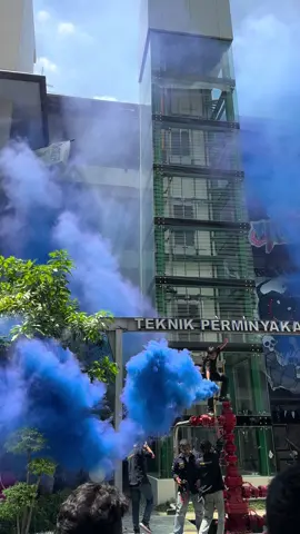 Still Blue🦈💙#perminyakan #upnvyk #ftme #teknik 