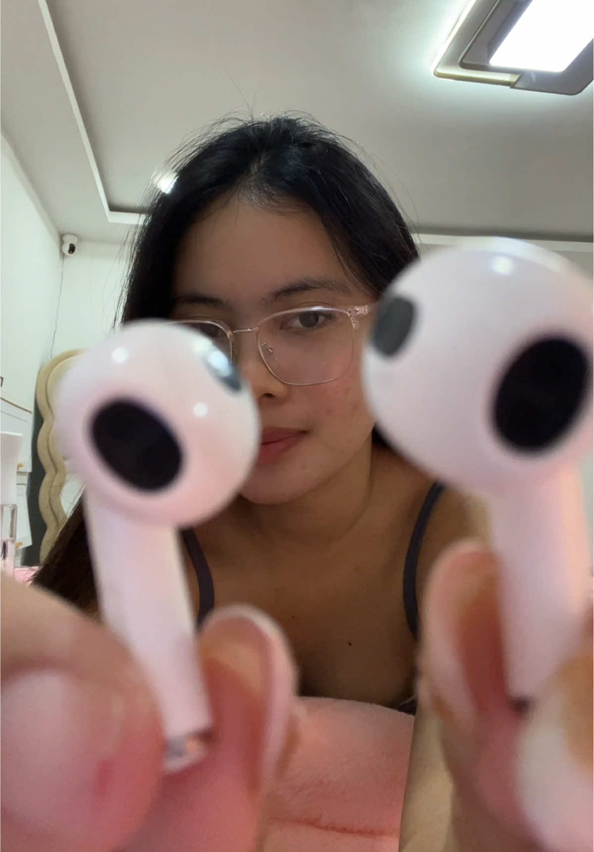 affordable price, premium sound. 🎶 lakas moooo, lenovo thinkplus!!  #wirelessearphone #wirelessearbuds #thinkplus #thinkpluslenovo #fyp 