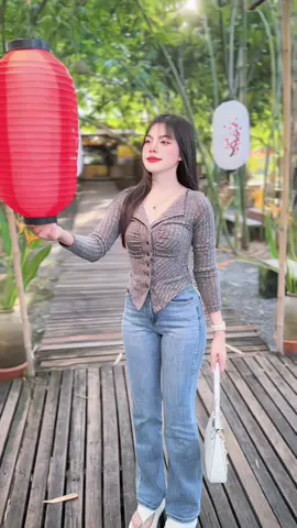 🥹🫶🏻🌷#เสื้อคาดิแกนไหมพรม #เสื้อคาร์ดิแกน #เสื้อสวย #แฟชั่นผู้หญิง #ไอเดียแต่งตัว 